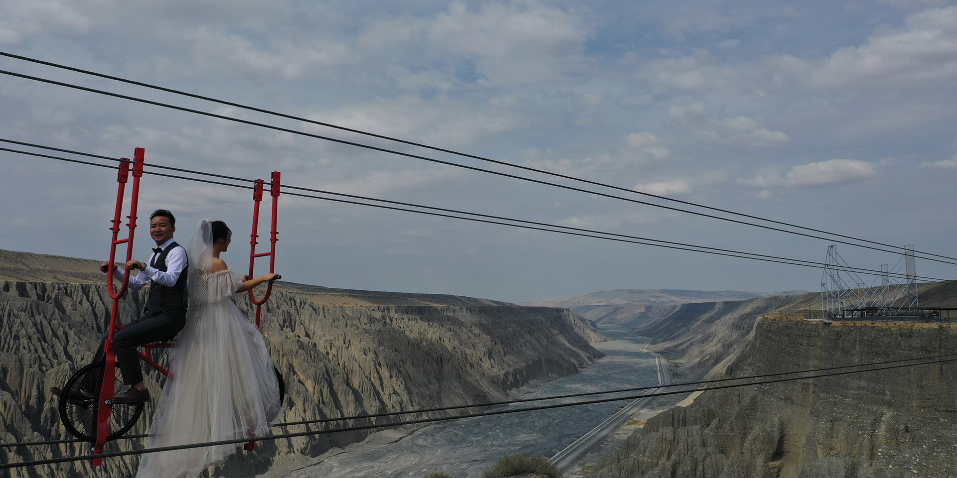 -浙江鵬鳴游樂設備有限公司