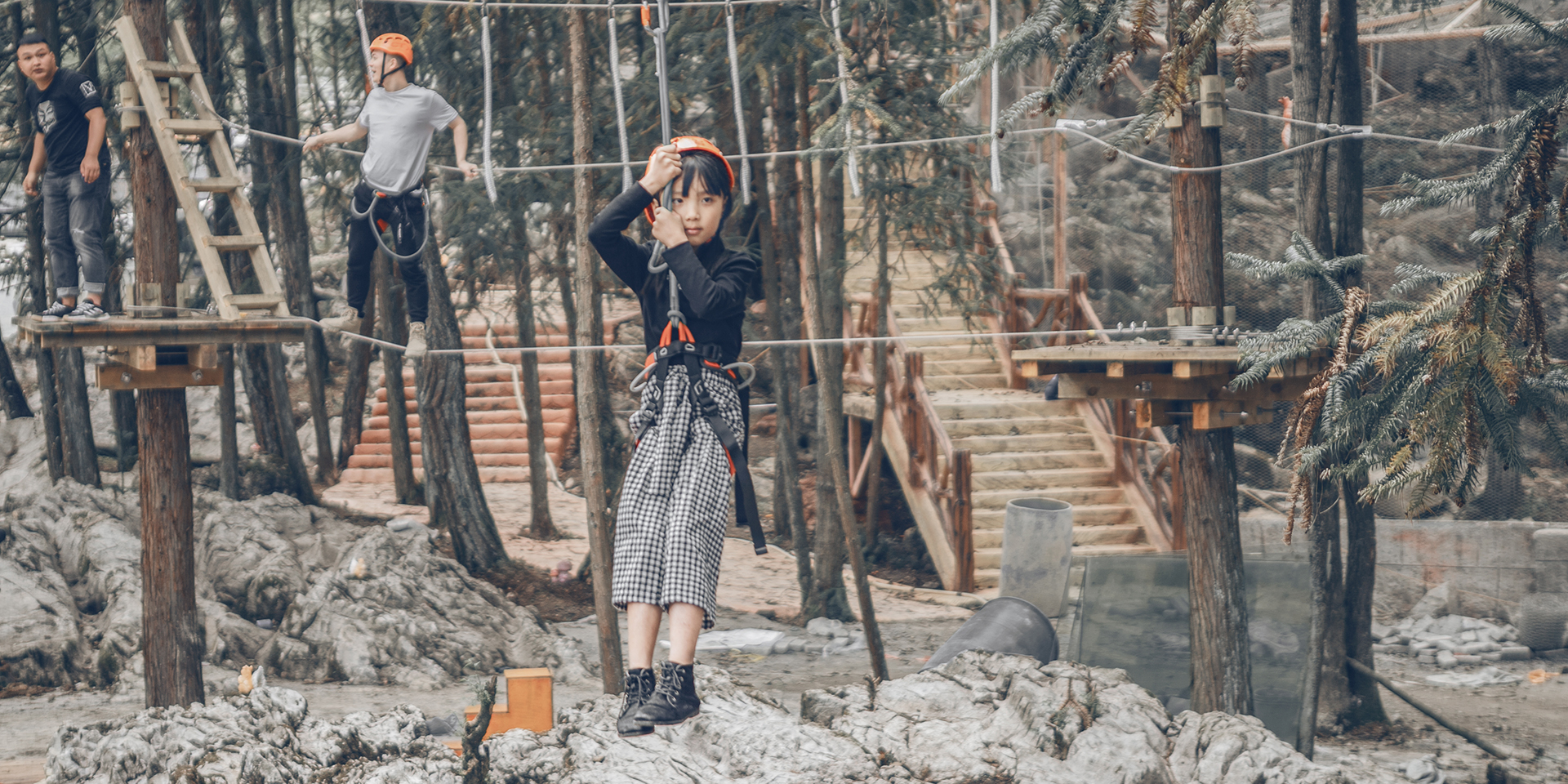 -浙江鵬鳴游樂設備有限公司