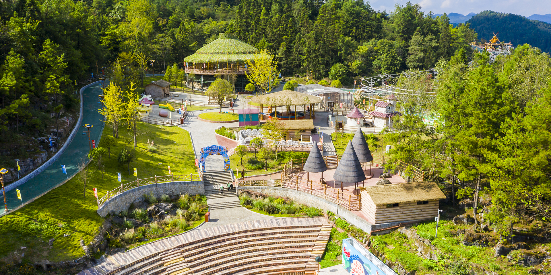 -浙江鵬鳴游樂設(shè)備有限公司