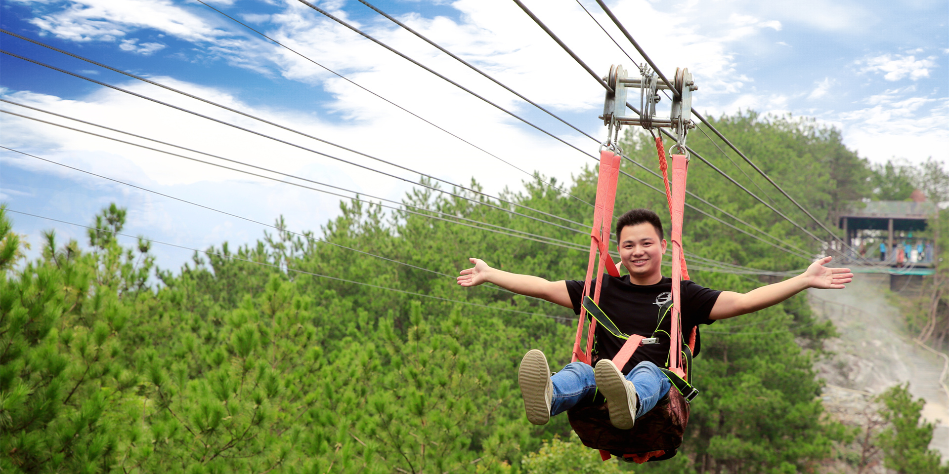 -浙江鵬鳴游樂設備有限公司