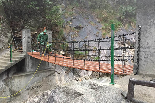 索橋-浙江鵬鳴游樂設備有限公司