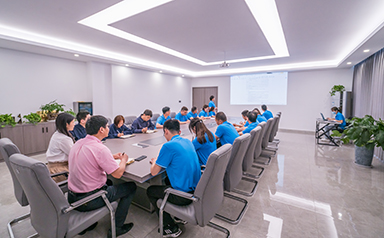 員工風(fēng)采-浙江鵬鳴游樂(lè)設(shè)備有限公司